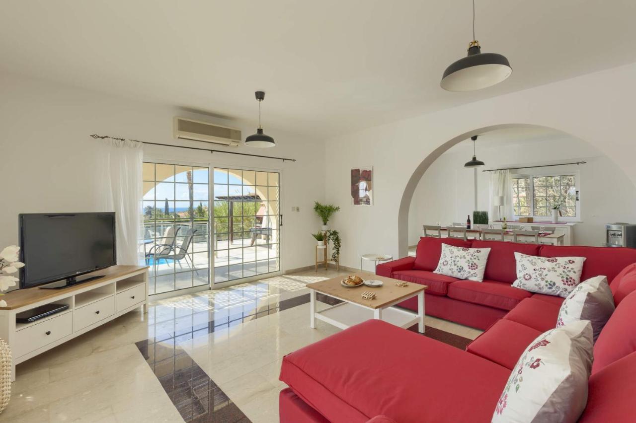 Villa Danae Coral Bay By Villa Plus Péjia Kültér fotó