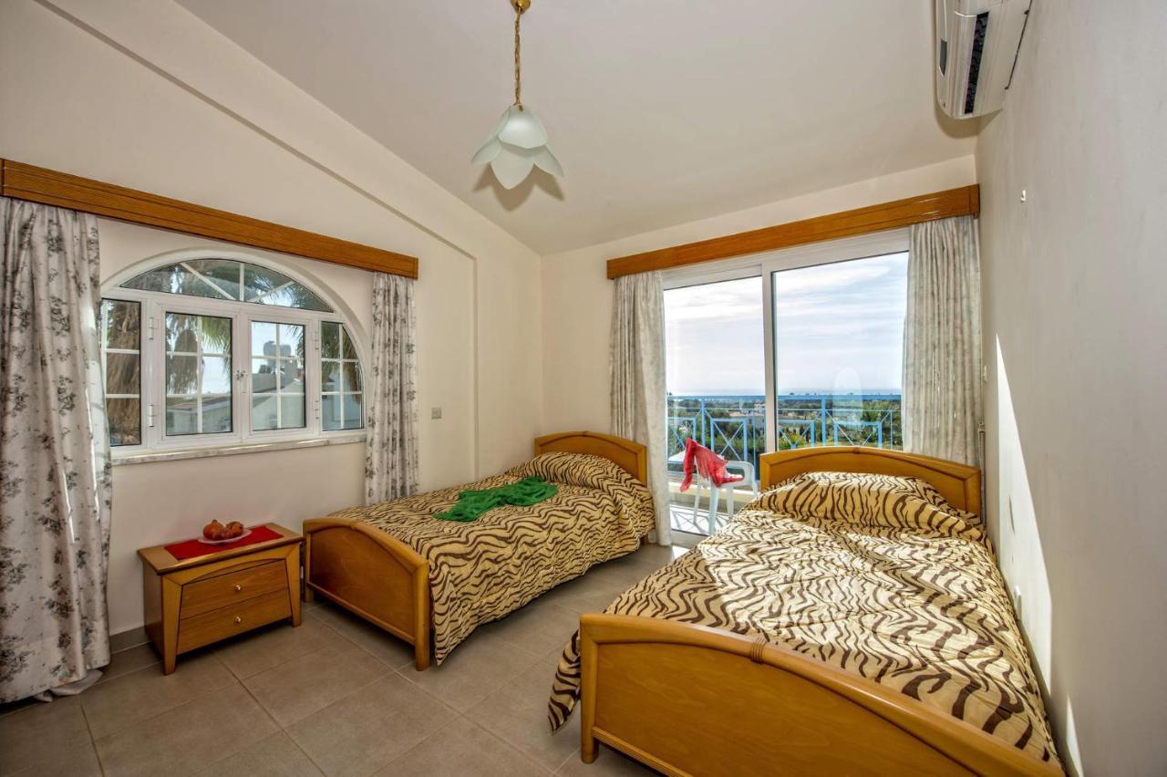 Villa Danae Coral Bay By Villa Plus Péjia Kültér fotó