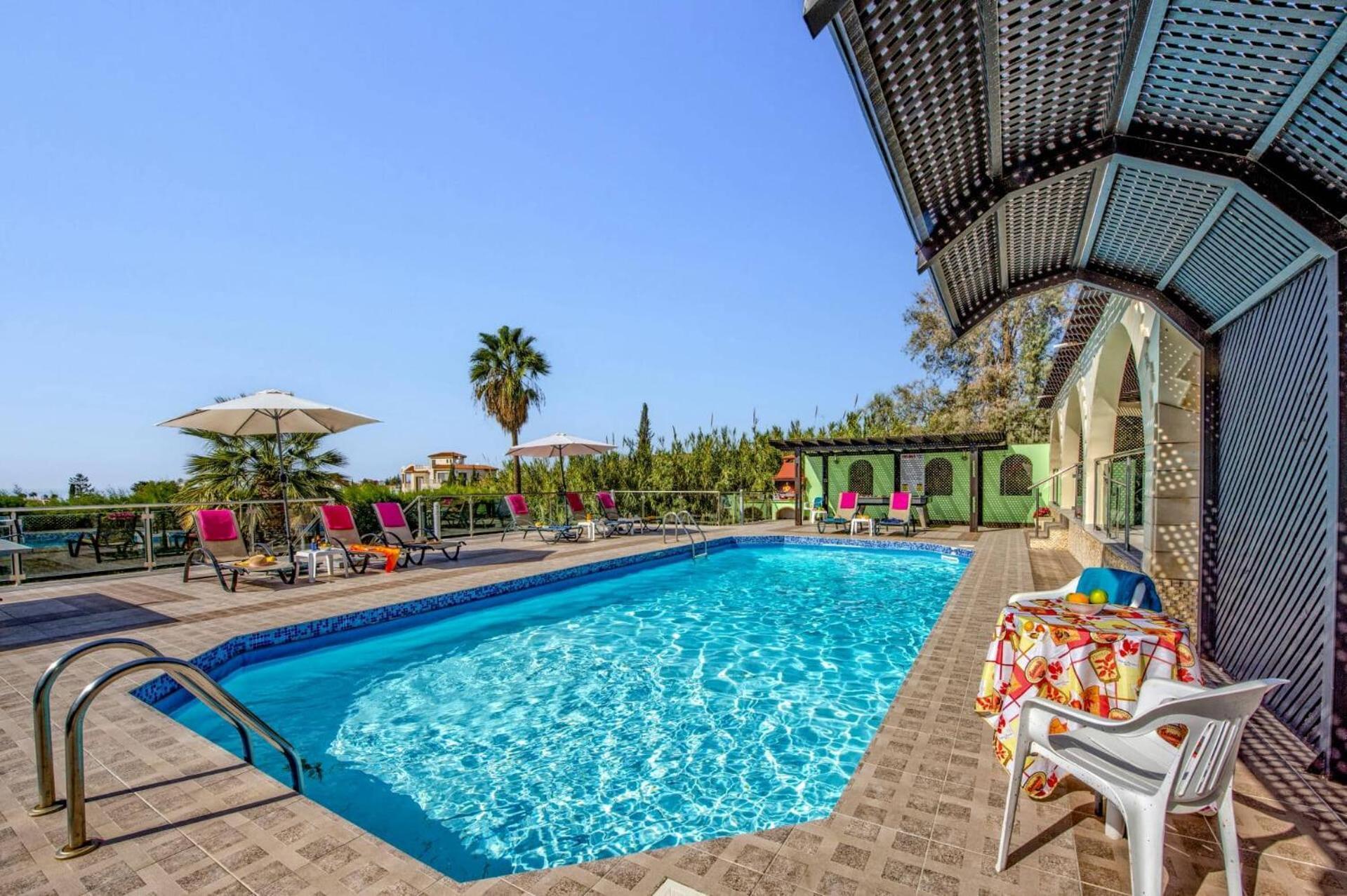 Villa Danae Coral Bay By Villa Plus Péjia Kültér fotó